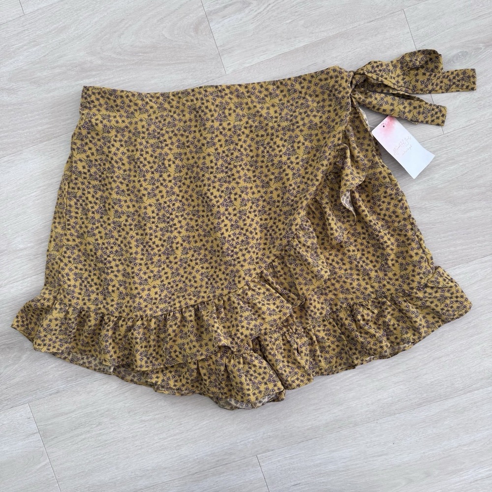 A Beautiful Soul Wrap Skort XL Mustard Floral Ruffle NWT Boho
